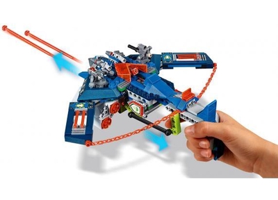 LEGO NEXO KNIGHTS Aaron Fox’s Aerojager V2 - 70320