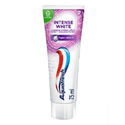 12x Aquafresh Tandpasta Intense White 75 ml