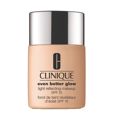 Clinique Even Better Glow Light Reflecting Makeup SPF 15 Foundation 30 ml