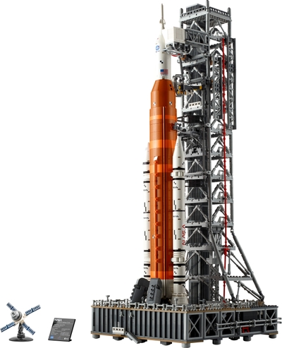 LEGO NASA Artemis ruimtelanceersysteem