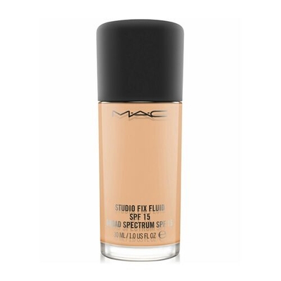 MAC Studio Fix Fluid Foundation SPF 15 NW22 30 ml