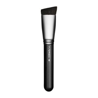MAC 196 Slanted Flat Foundation penseel