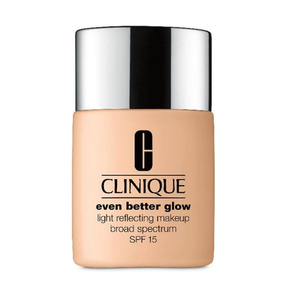 Clinique Even Better Glow Light Reflecting Makeup SPF 15 Foundation 30 ml
