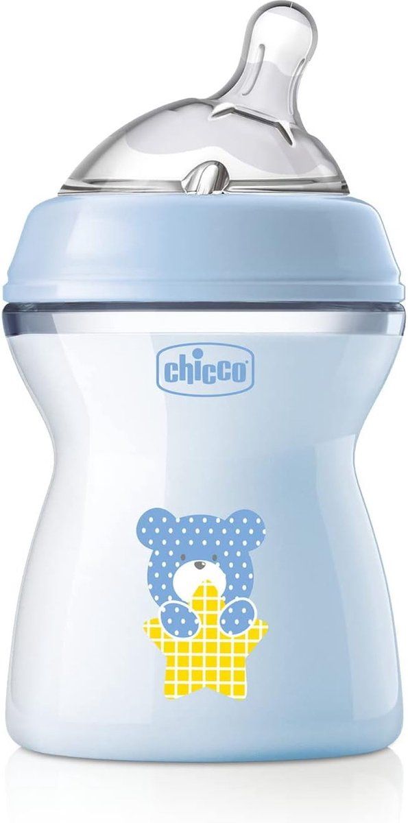 Chicco Natural Feeling Anticolic babyfles, 2 maanden + 250 ml, fles met zuignap van zachte en flexibele siliconen, geschikt voor gemengde borstvoeding, gemiddelde stroom, kleur lichtblauw 2+ m