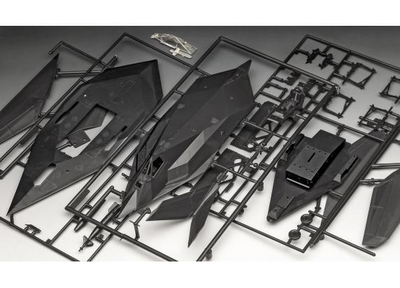 Revell Modelbouwpakket Militaire voertuigen - 03899 F-117 Stealth Fighter Plastic - 1:72 - Modelbouw