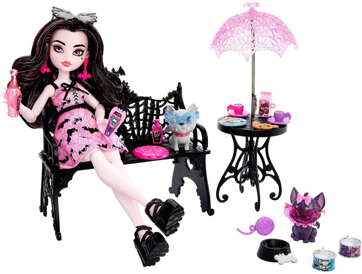 Monster High Draculaura Bite in the Park Playset