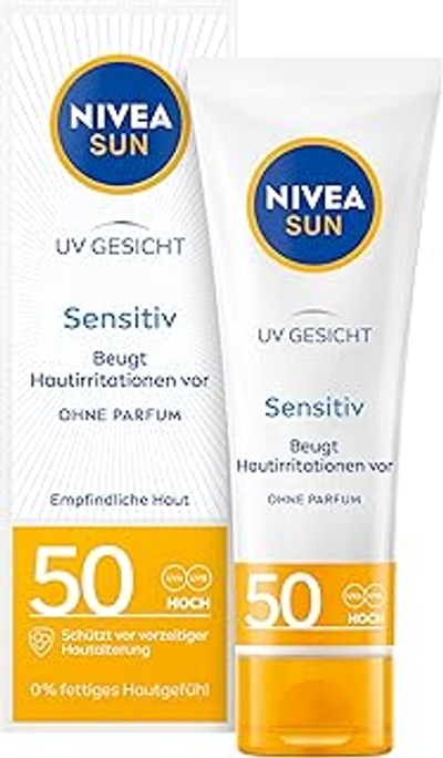 NIVEA SUN Uv-gezichtscrème met SPF 50 50 ml, parfumvrije gezichtscrème met SPF 50 voor de gevoelige huid, onmiddellijk effectieve zonnecrème, kalmeert huidirritaties