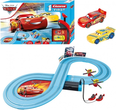 Carrera FIRST Disney - Pixar Cars - Race of Friends - Racebaan