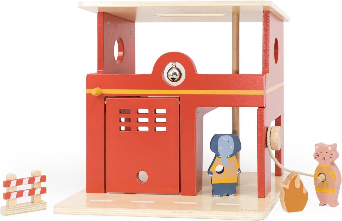 Trixie Wooden animal fire station