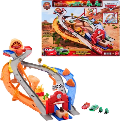 Disney en Pixar Cars Radiator Springs Racen en Redden, Reddingsweg, Racebaan Speelset
