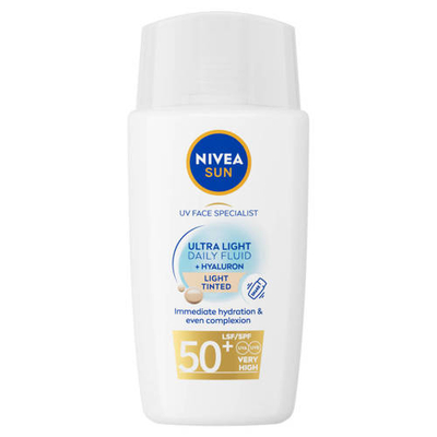 NIVEA SUN UV Face Specialist Ultra Light Daily Fluid Light Tinted - SPF50+ - 40 ml Zonnebrand