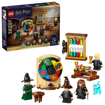 LEGO® Harry Potter™ Kasteel Zweinstein™: Sorteerhoedceremonie - Bouwset voor Kinderen met 4 Minifiguren - Harry Potter Cadeau voor Jongens, Meisjes en Fans Vanaf 7 Jaar - 76460
