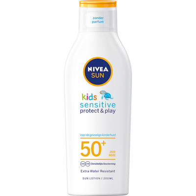 NIVEA SUN Babies & Kids Sensitive Protect Zonnebrand Melk - Baby en Kind - SPF 50+ - Parfumvrij - Geschikt voor de huid met eczeem - 200 ml