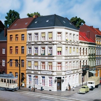 Auhagen 11398 H0 Hoekhuis Schmidtstraße 25