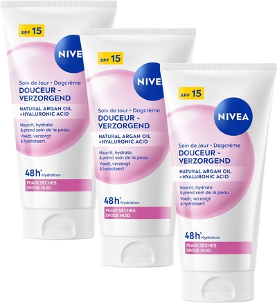 NIVEA Essentials Voedende Dagcrème voor Vrouwen SPF 15 - Gezichtscreme Droge huid - Moisturizer - Skincare - met Arganolie - 3x 50 ml
