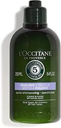 L'OCCITANE Haarconditioner voor balans en zoet, hydraterend en beschermd hoofdvleer, frequent gebruik, veganistisch, 250 ml