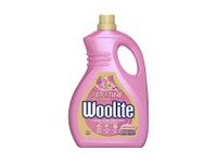 Woolite Delicate wasmiddel voor stoffen met keratine - 25 wasbeurten